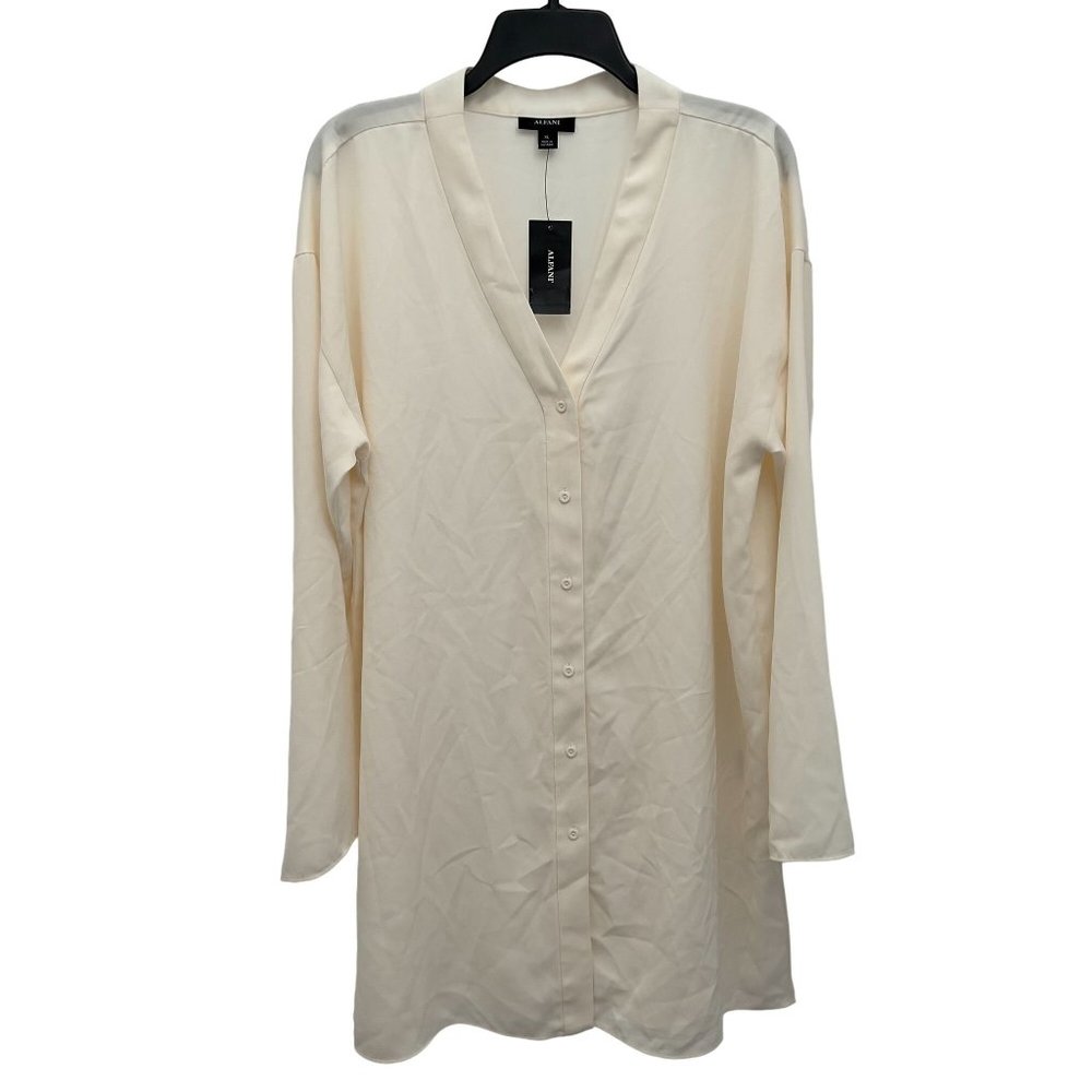Alfani V-Neck Long Sleeve Buttoned Calla Lily White Top 100136121MS Size XL New